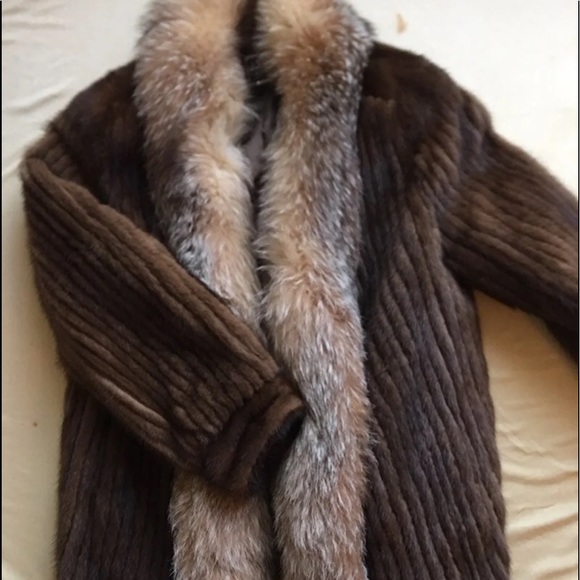 Saga Chestnut Mink Jacket with Full Length Fox Collar Stunning - Picture 1 of 12
